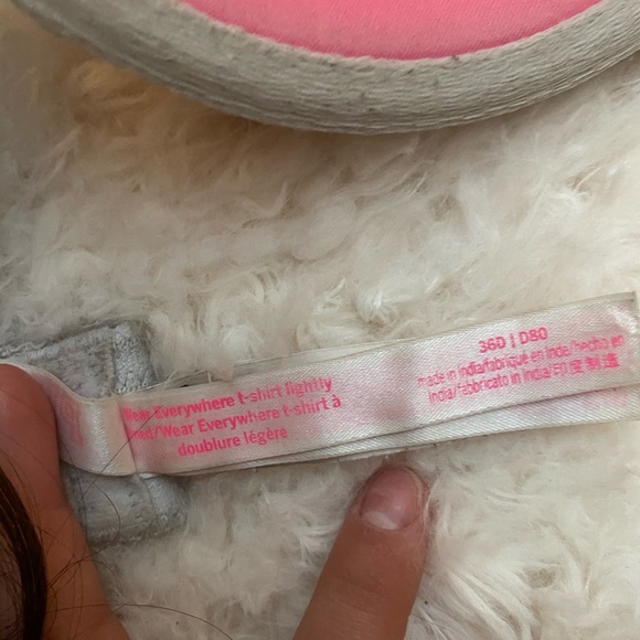 Victoria’s Secret PINK bra - Picture 2 of 3
